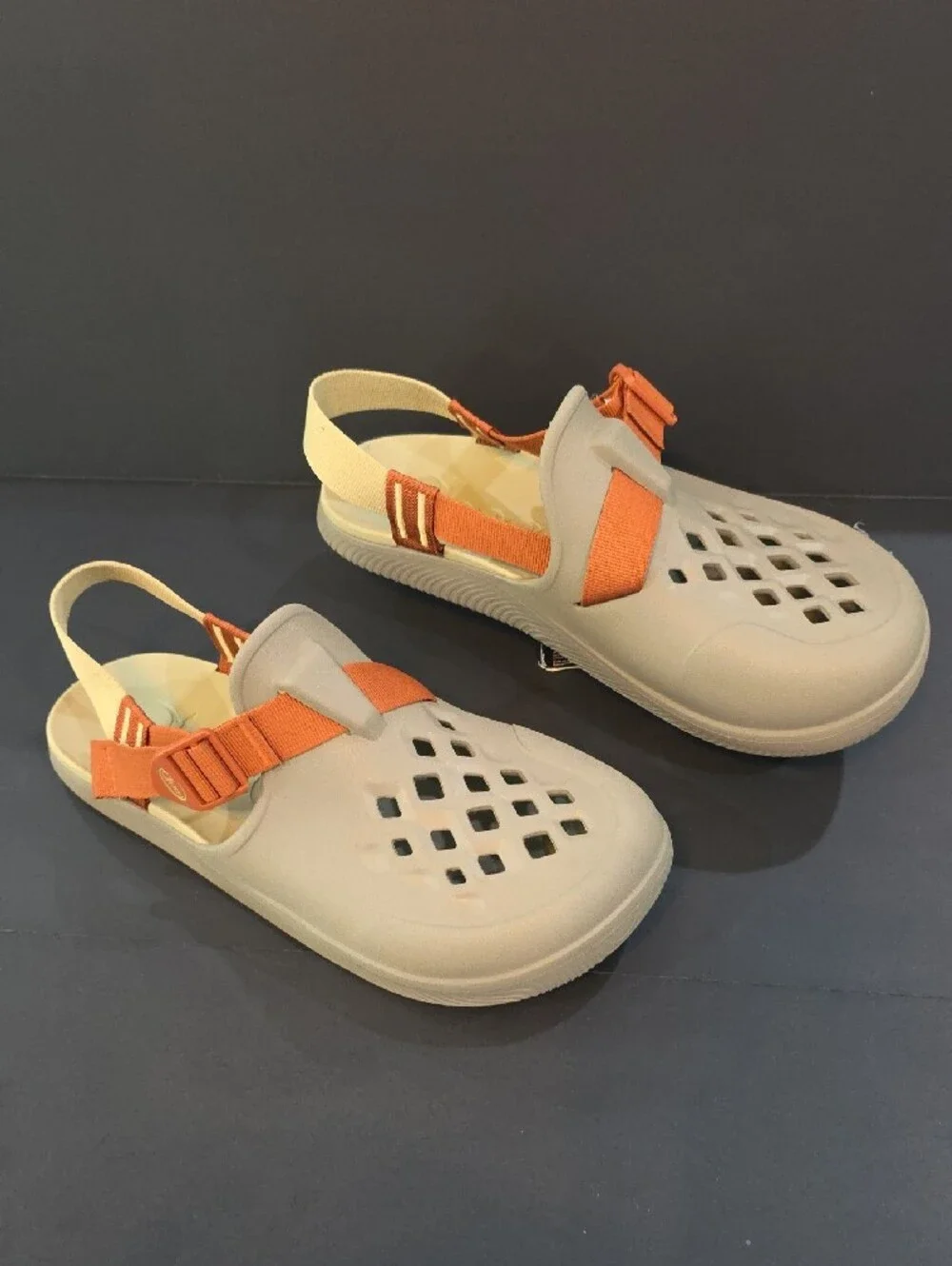 Chaco Chillos Men's Beige Sandal with Orange Straps Size 12